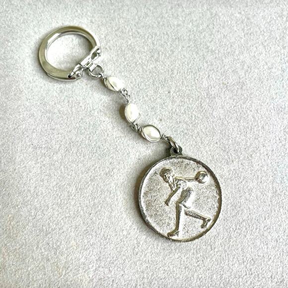 Vintage DWBA 1967 Bowling Memorabilia Medallion Keychain - Picture 1 of 2